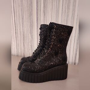 La moda hand on heart glitter creeper platform boots black 9